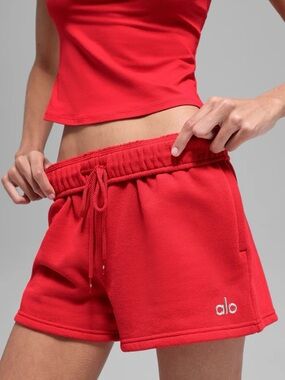 ALO Yoga Accolade NWT Relax Fit Bright Red Fleece Shorts Size M
